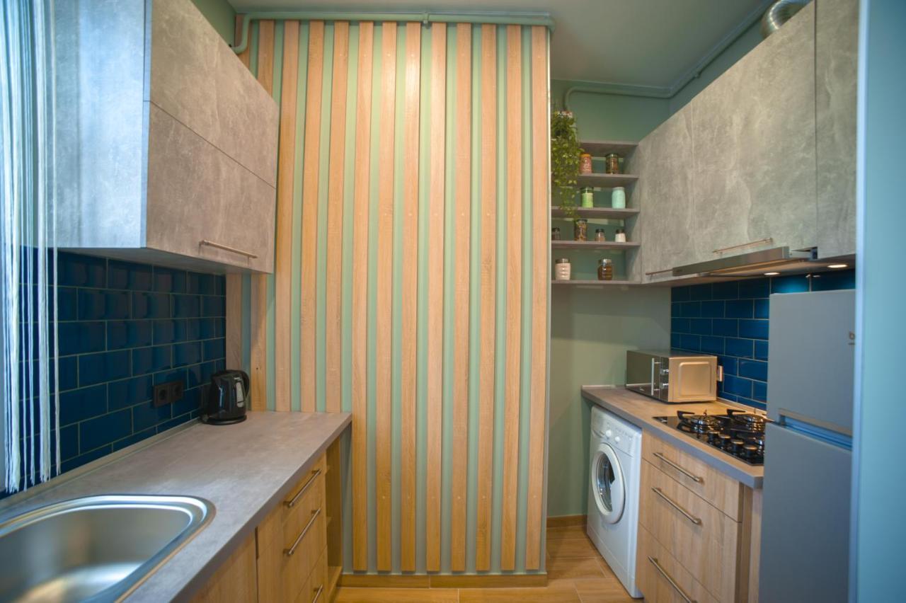 3 Bedroom, 2 Bathroom Apartment Near Forum Lviv Exteriör bild